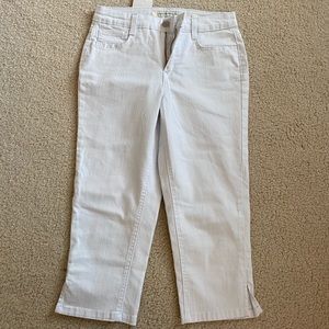 White crop white jeans